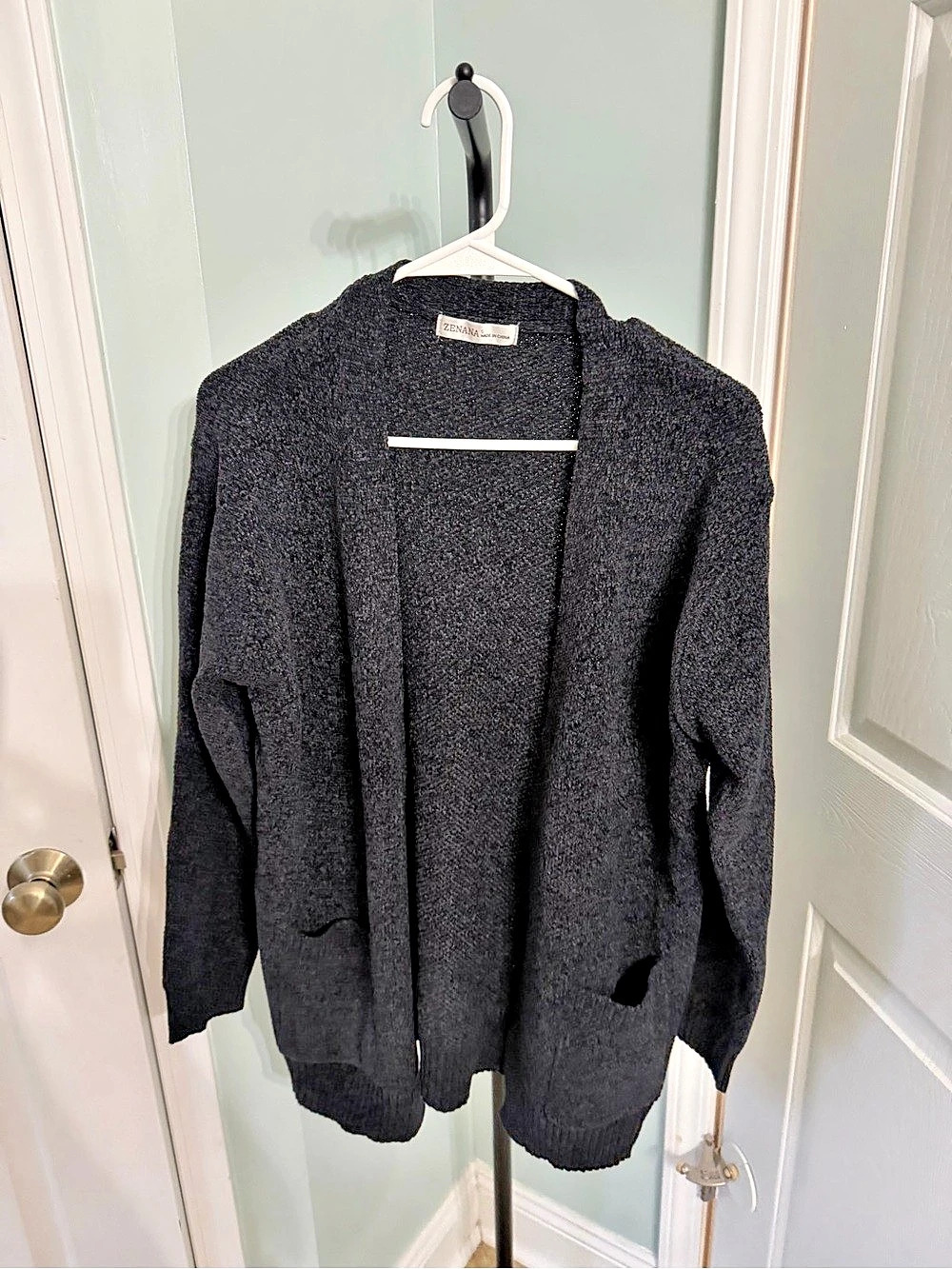 ZENANA Women'Small Open Front Cardigan in Black Size Small Like New